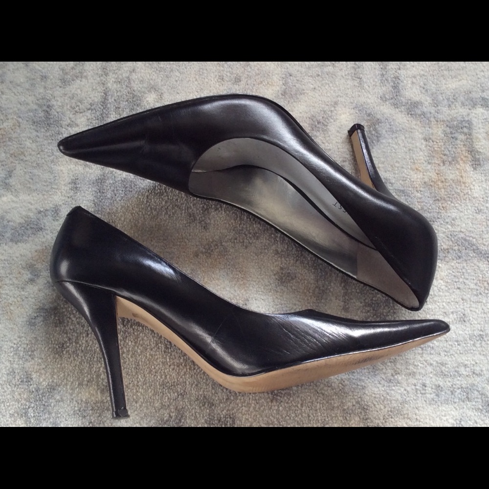 Nine West Freda pump size 8.5 black leather